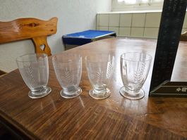 4er Set antike Gläser mit Ährenmuster, Vintage Design