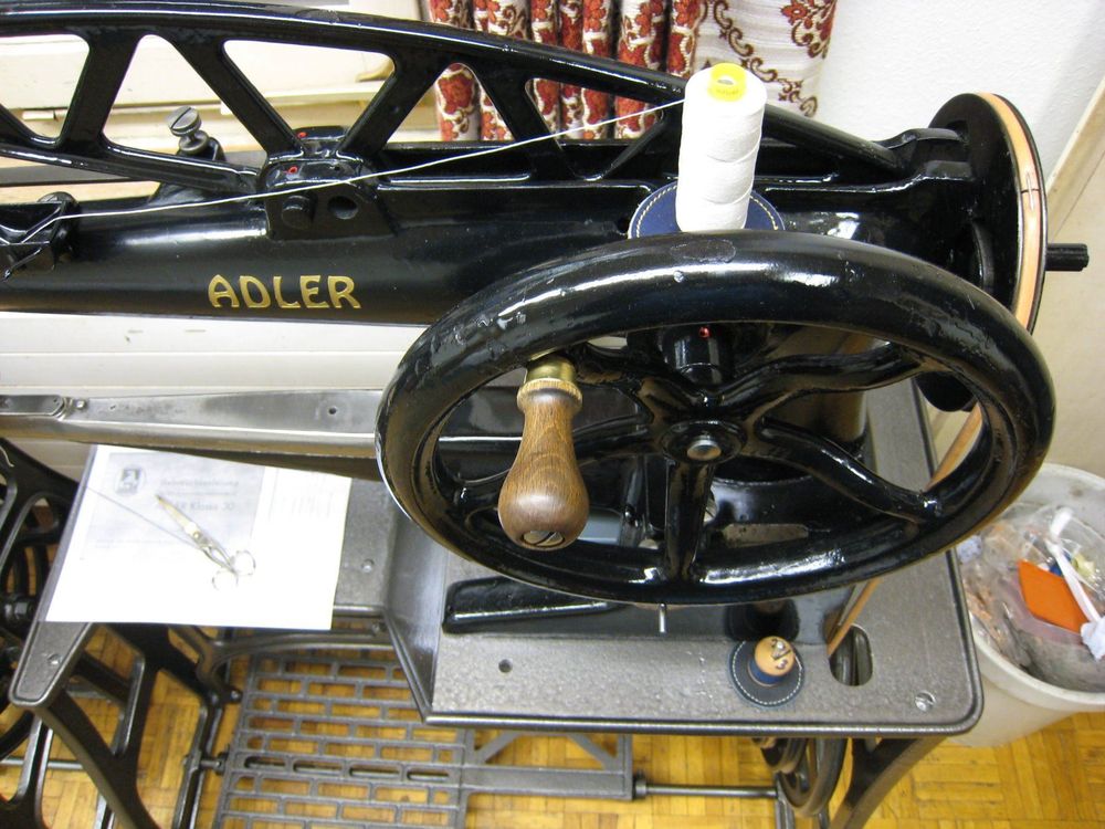 Nähmaschinenersatzteil Stichregler STICHREGLER MIT EINSTELLSCHRAUBE FÜR SINGER 29K Klass & ADLER 30-1 Stichregler Für Singer 29K