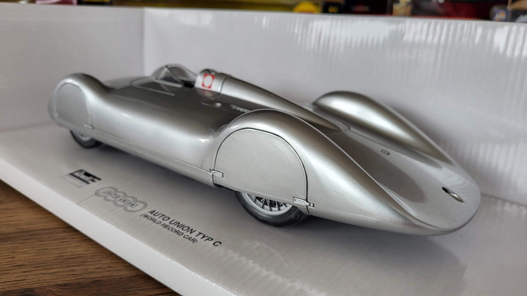 Revell Modellini d'auto: Auto Union Typ C 1:18 Revell – Usato da Rothrist venduto da Juana5 2