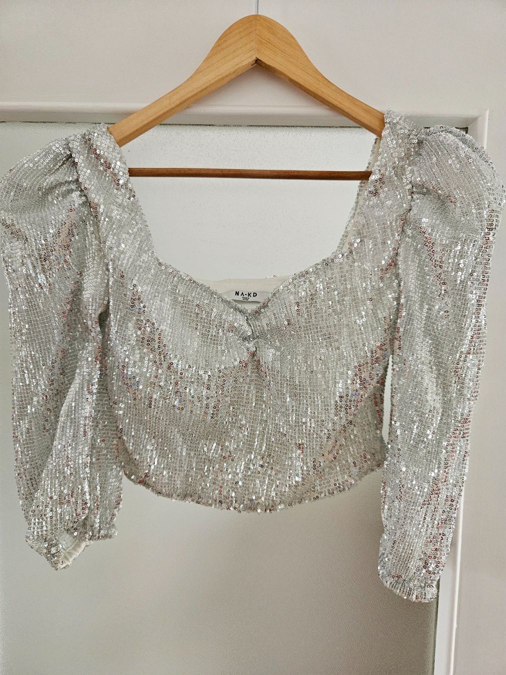 Na-kd Tops: NA-KD puff sleeve top – Neu (gemäss Beschreibung) aus Genève von ele_b7wq