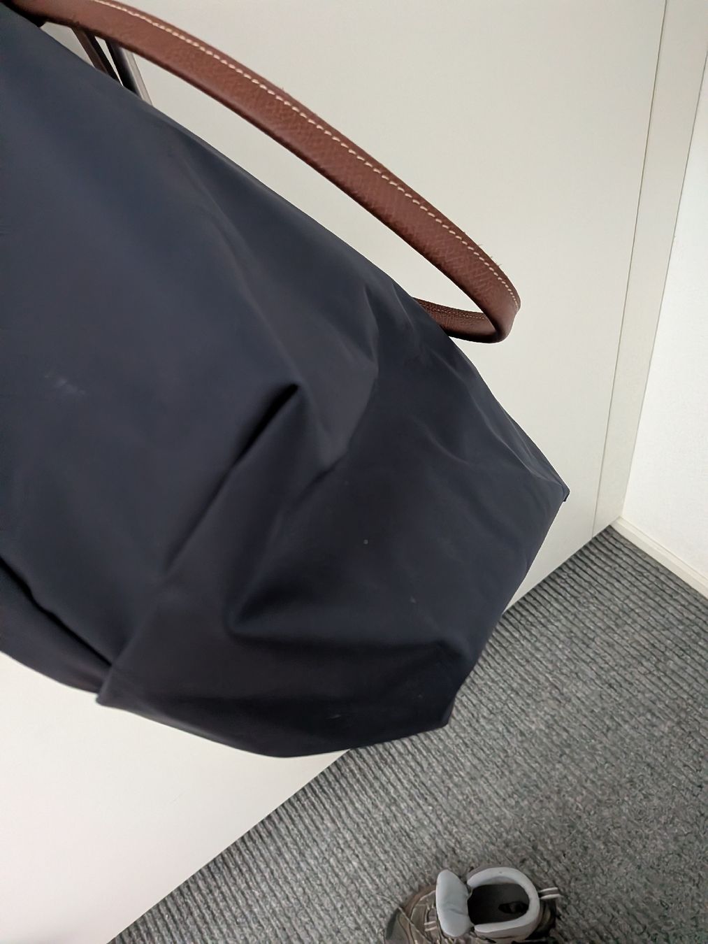 Longchamp Borse: Longchamp Le pliage Marine Grösse L – Usato da Sempach venduto da Scorch 3