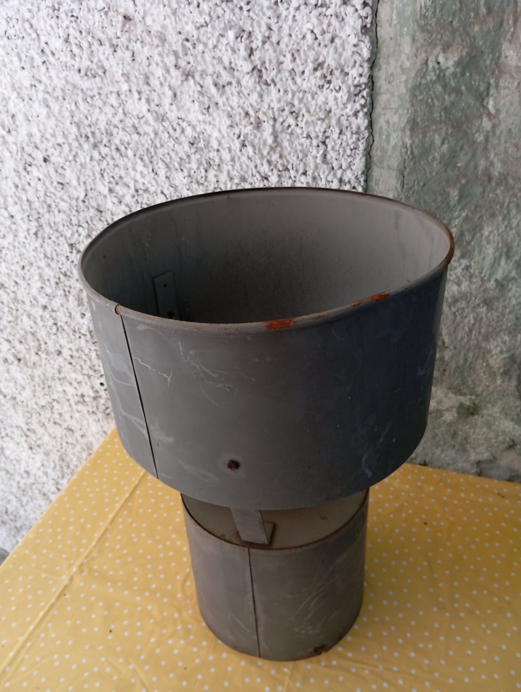 Lampade: Alte Industrie Lampen – Usato da Giswil venduto da Zumdesign