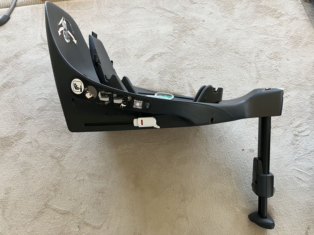 Cybex Auto-Kindersitze: Cybex Cloud Z i-Size plus Seat with Base and Mirror, Grey – Gebraucht aus Romont FR von Anna_dematos 4