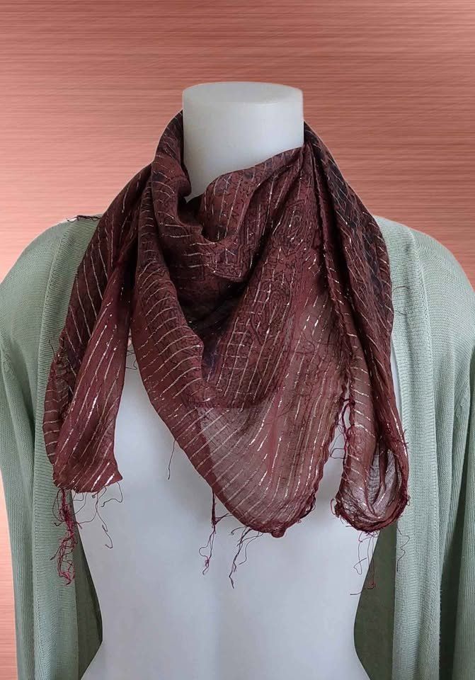 Foulard & Sciarpe: Schönes Tuch mit Glitzerfäden NEU – Nuovo e nell'imballaggio originale da Aarburg venduto da Glitzerschein