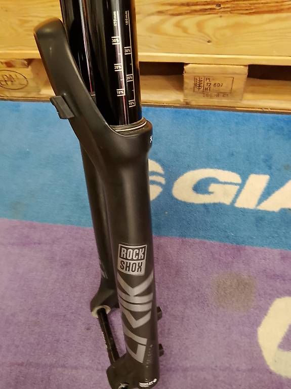Ersatzteile: Rock Shox Lirik Select + – Gebraucht aus Faido von Manujp 1