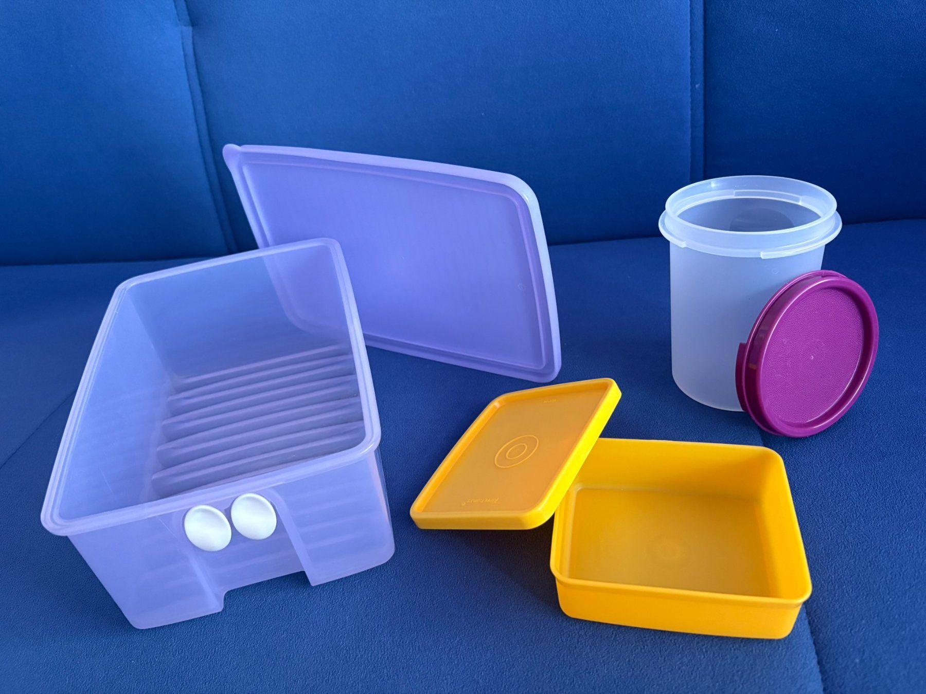 Tupperware Contenitori & Simili: Lots de récipients Tupperware et Non-Tupperware – Usato da Lausanne venduto da Driyden8 1