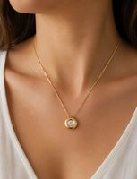 18K Gelbgold Halskette mit Diamant