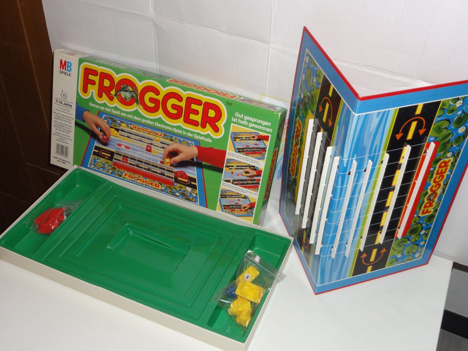 Giochi: FROGGER - MB Spiele - 1982 – Usato da Andwil SG venduto da Rainboli 4