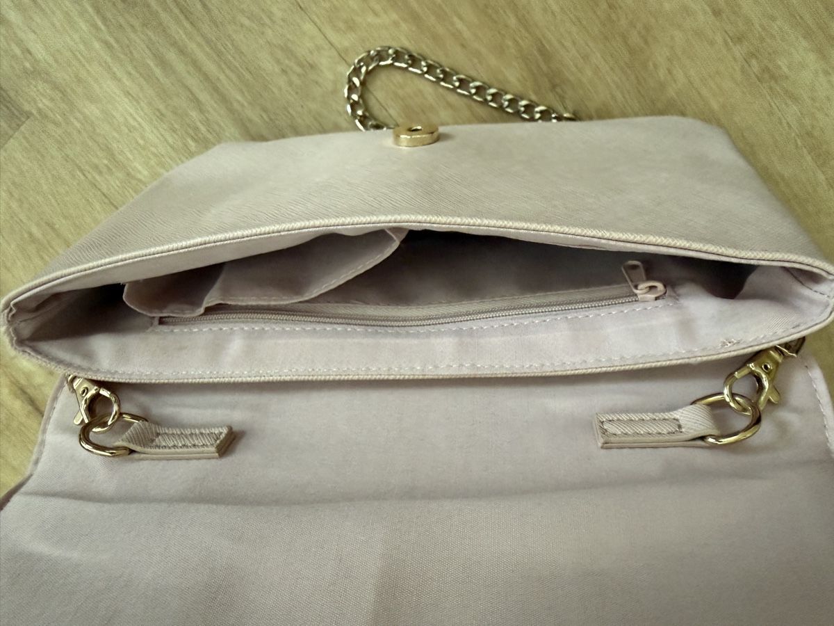 Borse da donna: rosa Clutch/ Abendtasche mit Kette – Usato da Jona venduto da dar_k2v9 3