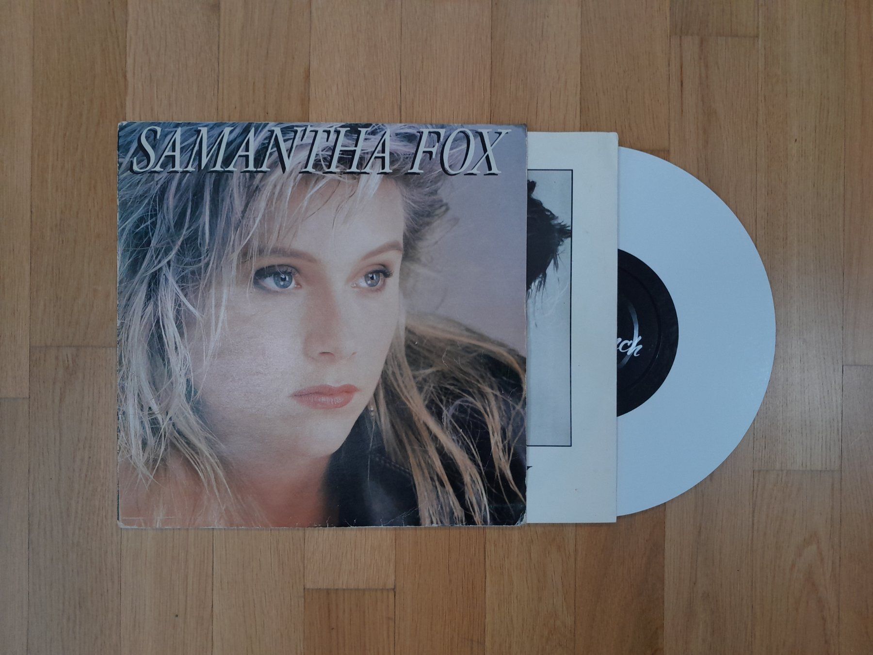 Supporti a parete: LP on the Wall - unsichtbare LP Halterung - 5er Packung – Usato da Zürich venduto da sunscreen01 3