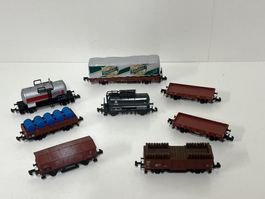 Konvolut Güterwagen Arnold , Roco , Trix usw. Spur N