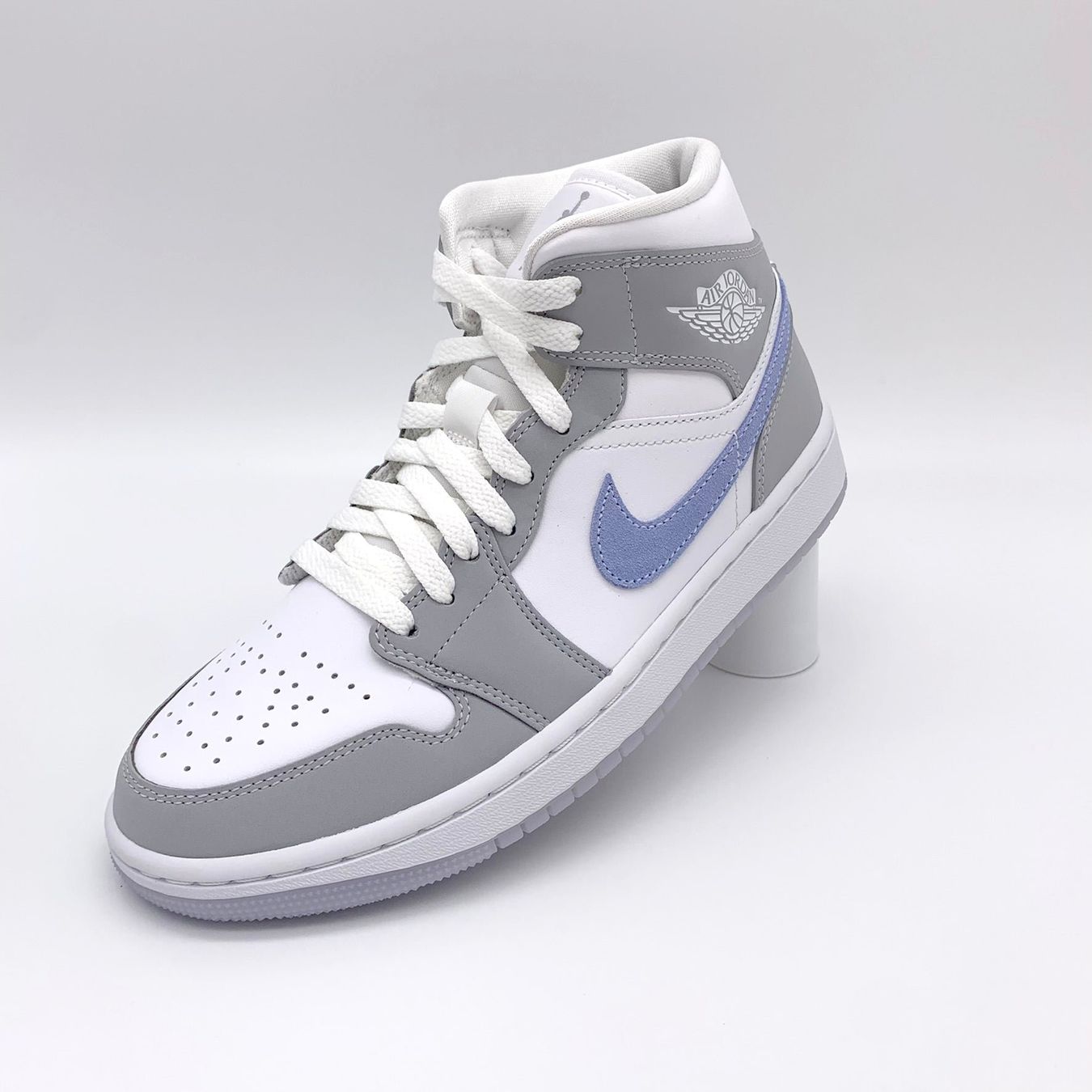 Jordan Chaussures hommes: Jordan 1 Mid Wolf Grey Midnight Navy EU 44 – D'occasion à Buochs par MW_Sneakergoods 5