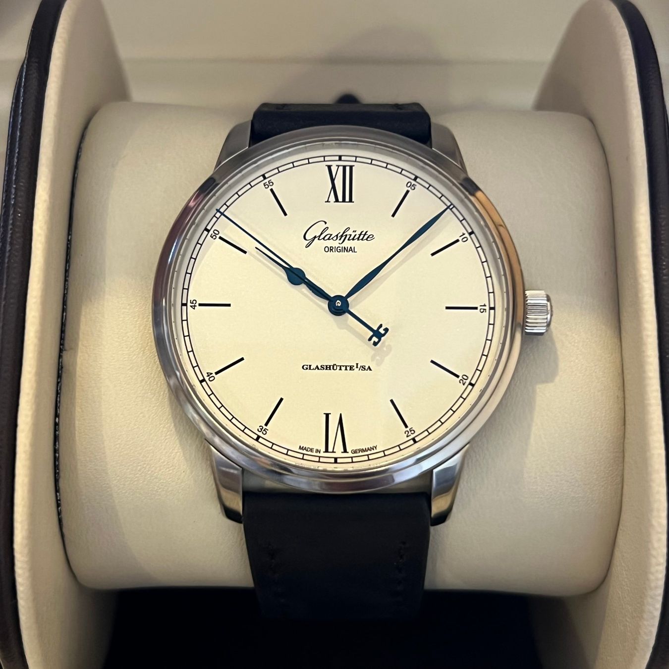 Glashütte Orologi: Glashütte Senator Full Set 1-36-01-01-02-61 – Usato da Carouge GE venduto da Watchaser