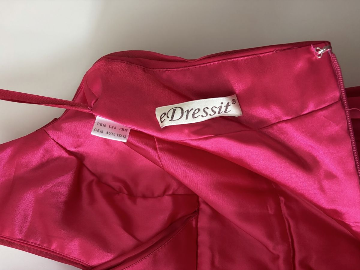 Kleider: Abendkleid Himbeerrot Grösse 36 Neckholder – Neu (gemäss Beschreibung) aus Zürich von siluku 2