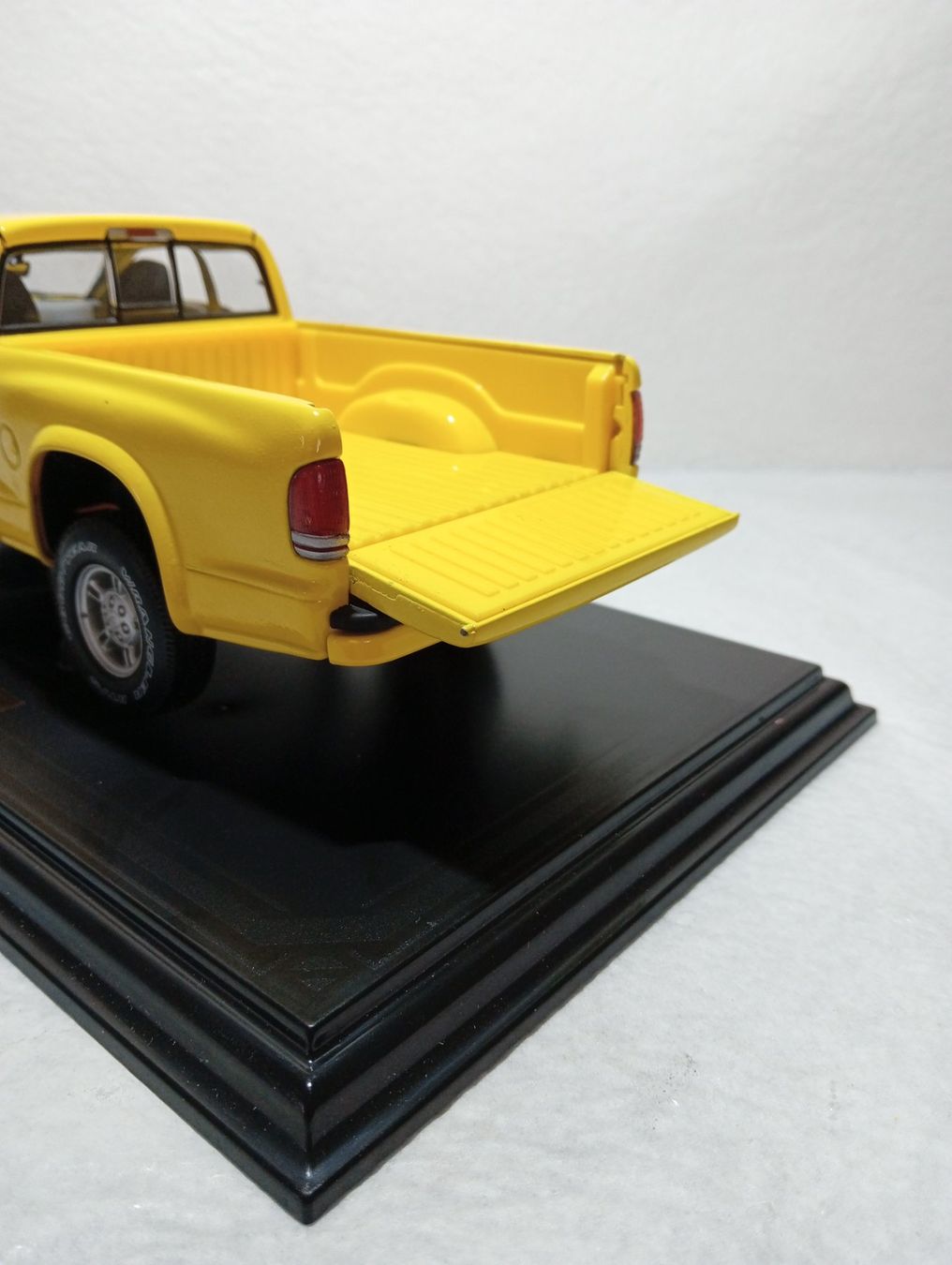Dodge Modellautos: Dodge Dakota  R/T – Neu (gemäss Beschreibung) aus Huttwil von Secondtrain 2