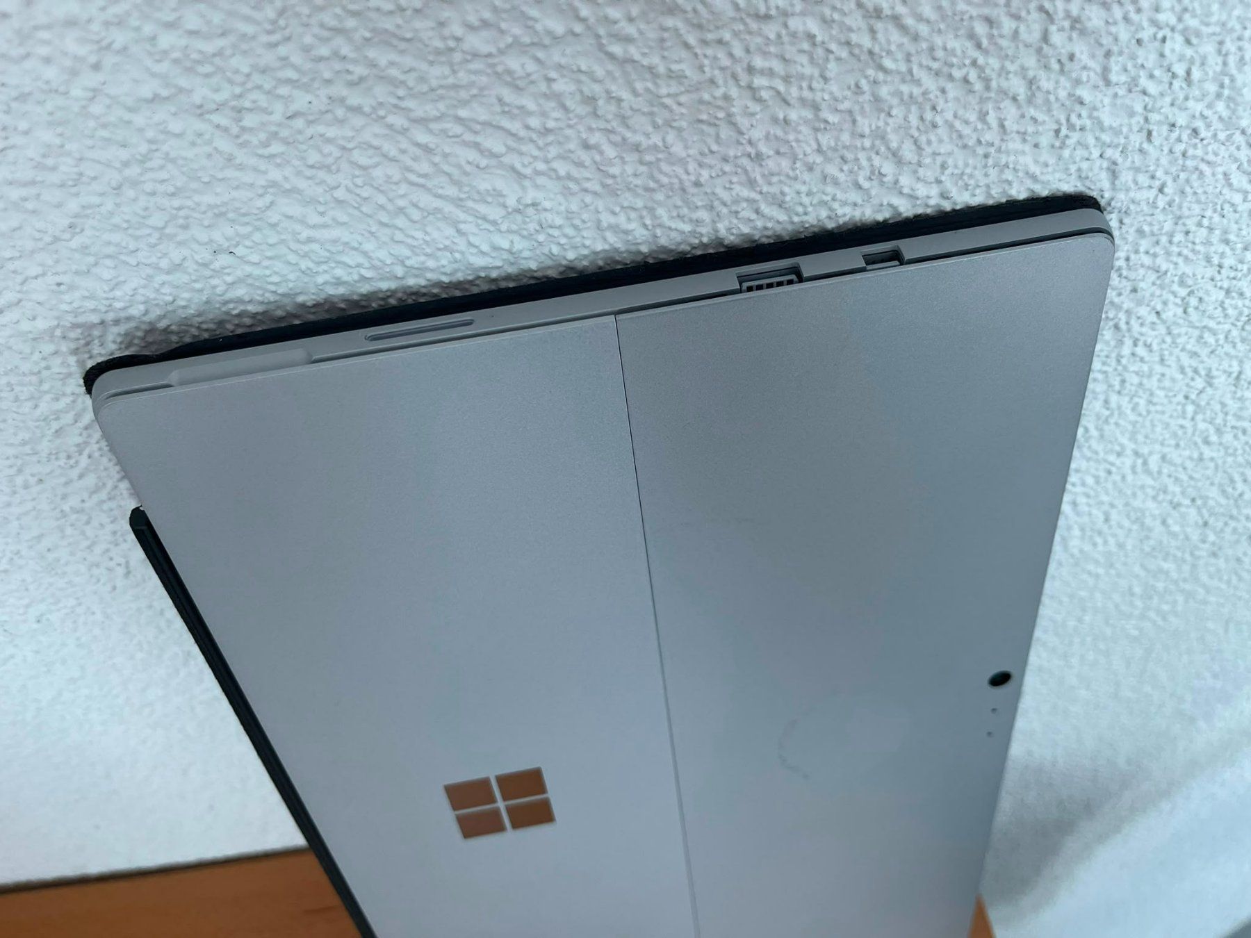 Microsoft Notebook: Microsoft Surface pro Model 17996 – Usato da St. Gallen venduto da Cellere_AG 1