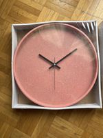 Orologio da parete rosa, nuovo, stile moderno ed elegante