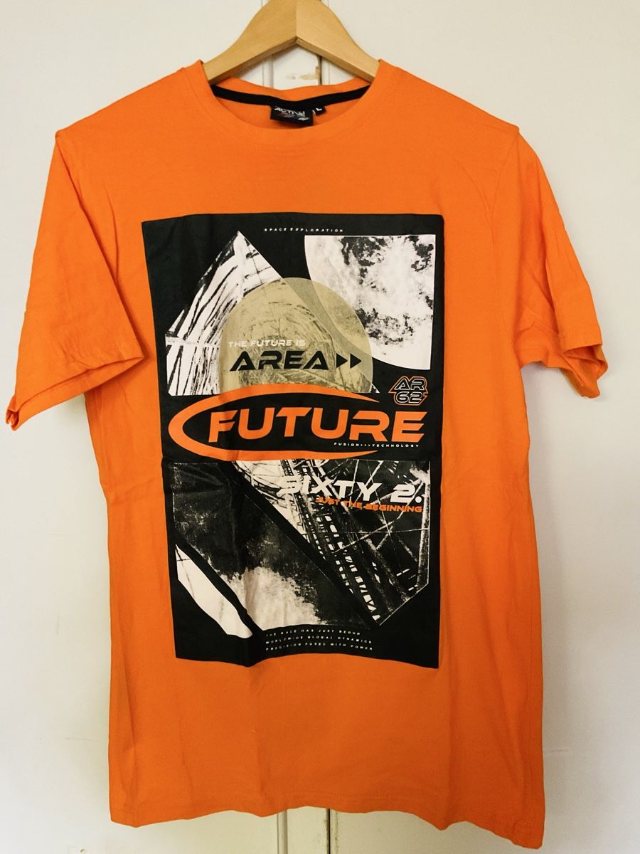 T-shirt: T-Shirt 2 Neu – Nuovo (secondo la descrizione) da Herisau venduto da eri_2tb5