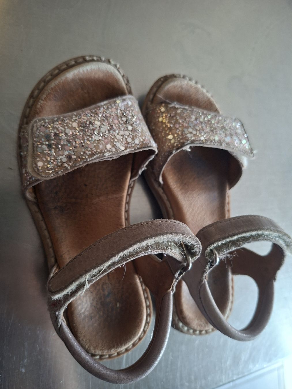 Scarpe per ragazze: Kinder Sandalen Glitzer Leder – Usato da Wallisellen venduto da rahelr90 4