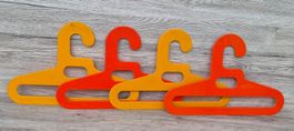 4 Pop Art Kleiderbügel aus den 70er Jahren orange und rot