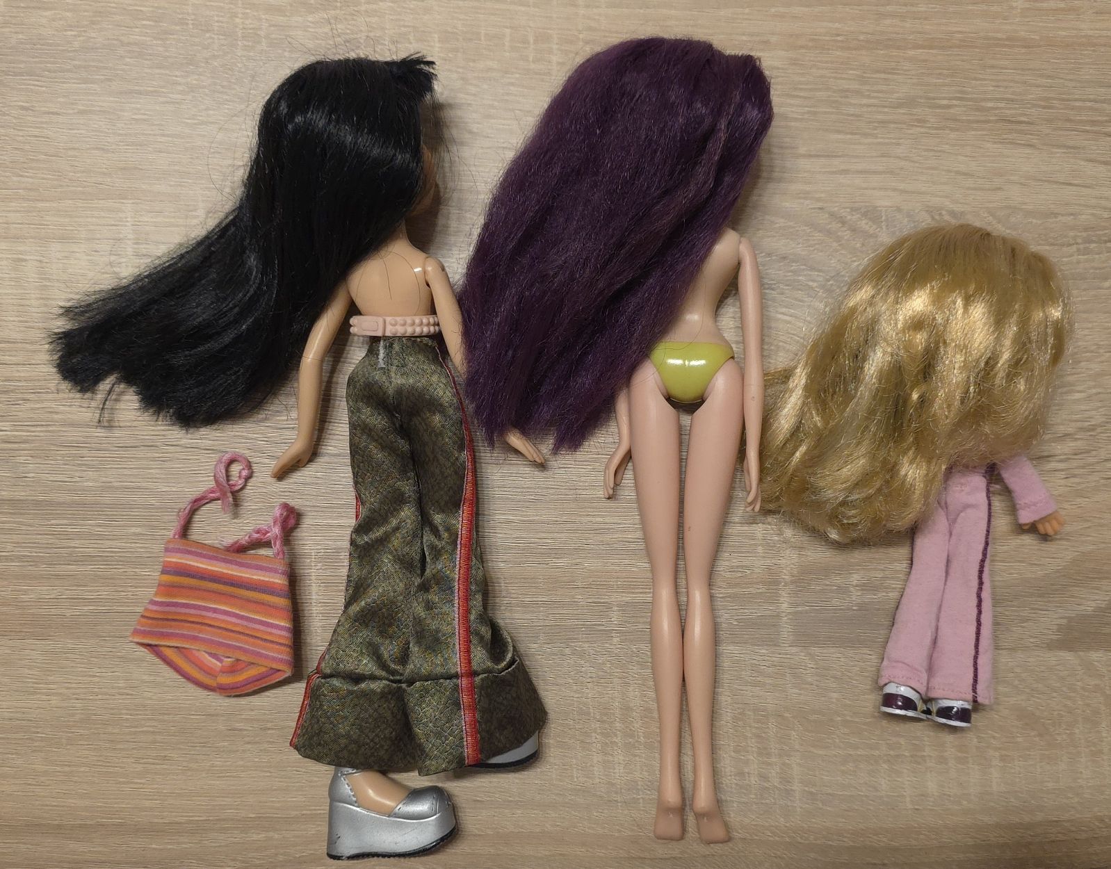 Puppen: Bratz and Winx dolls lot – Gebraucht aus Bellinzona von Qwer_h7j7 1