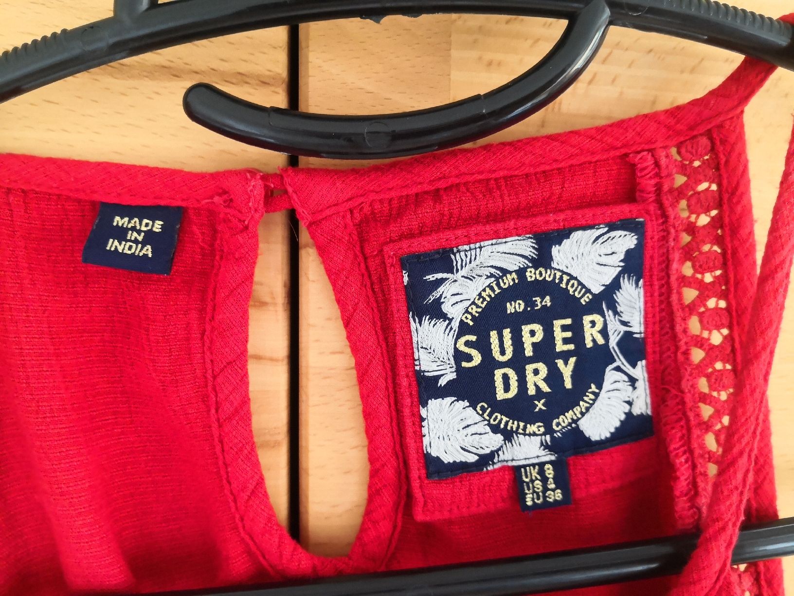 Superdry Top: Rotes Tanktop von Superdry, Gr. 36 – Usato da Wädenswil venduto da coconut1289 2