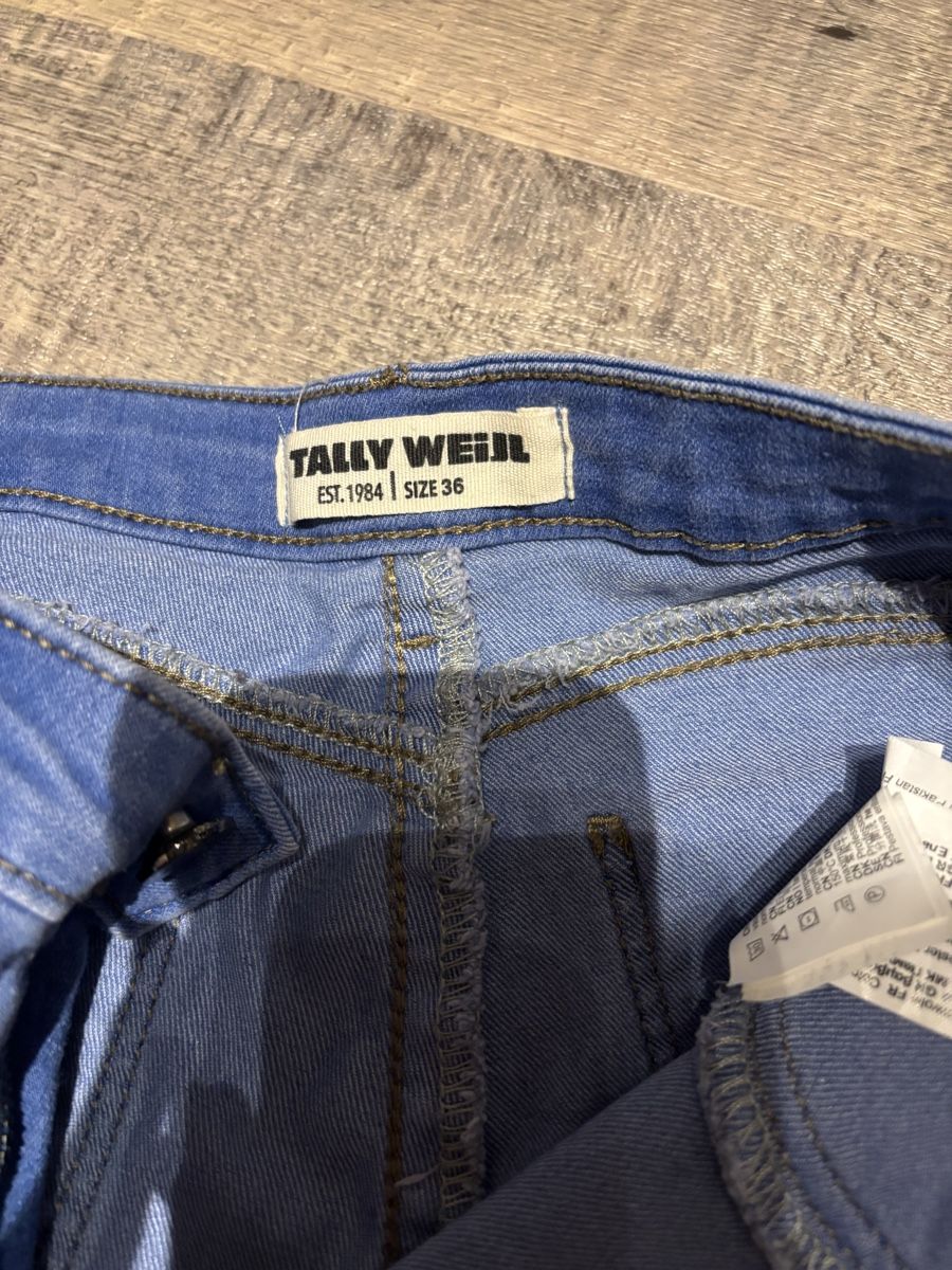 Tally Weijl Hosen: Kurze Hose Tally Weijl Gr. 36 – Gebraucht aus Zug von sarah26f 1
