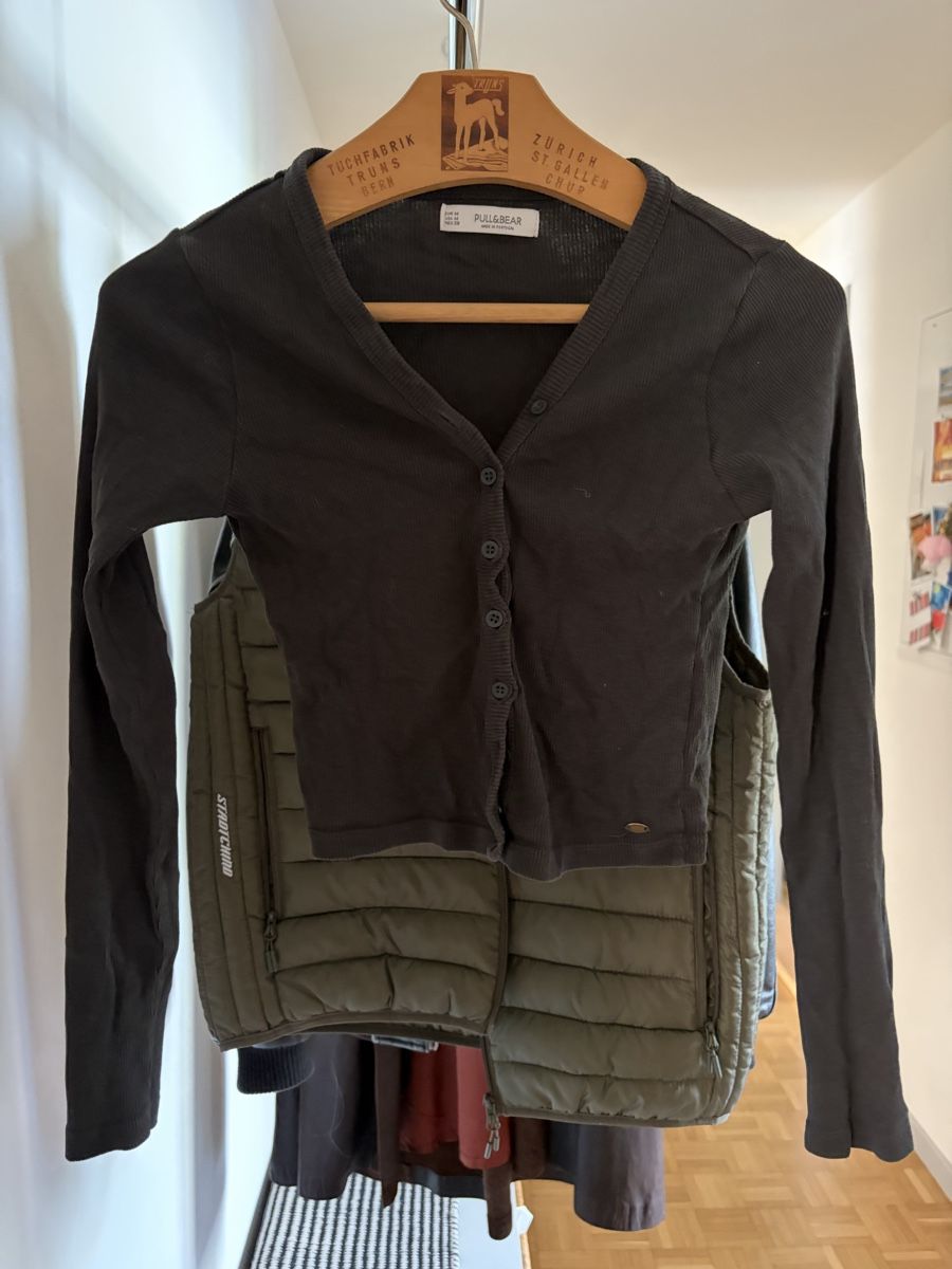 Pull&Bear Top: Pull & Bear top zum zuknöpfen – Usato da Zürich venduto da lucille.s