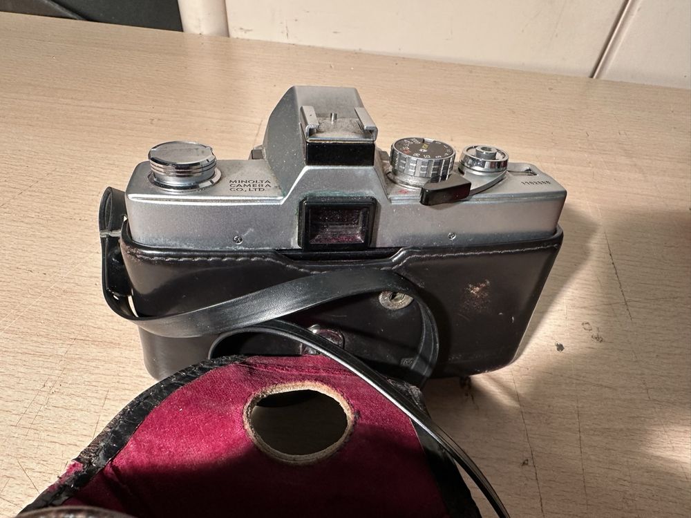 Minolta SRT 101 - Appareil Photo Argentique 35 Mm Vintage - Argenté - Occasion