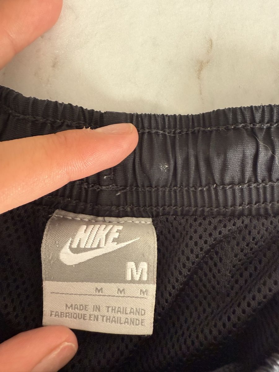 Pantaloni: Nike Trainerhosen – Usato da Winterthur venduto da leacatalinaa 2
