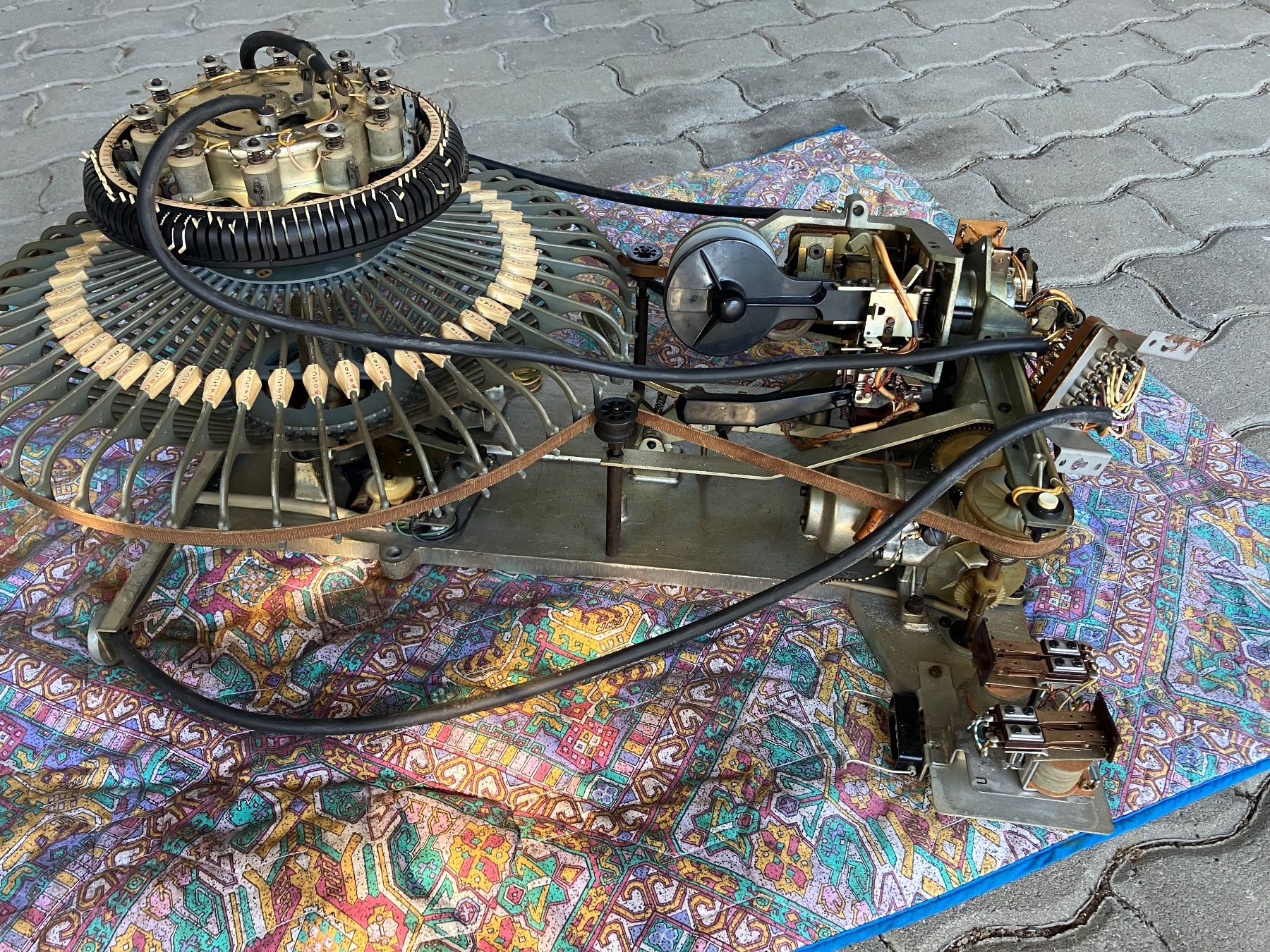 Jukebox: Harting Wilhelm M100K Parti teile jukebox – Usato da novazzano venduto da Lstefano 1