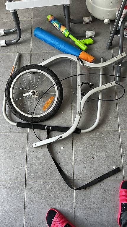 Burley Rimorchi: Fahrradanhänger BURLEY d'lite – Usato da Hausen AG venduto da Martata 4