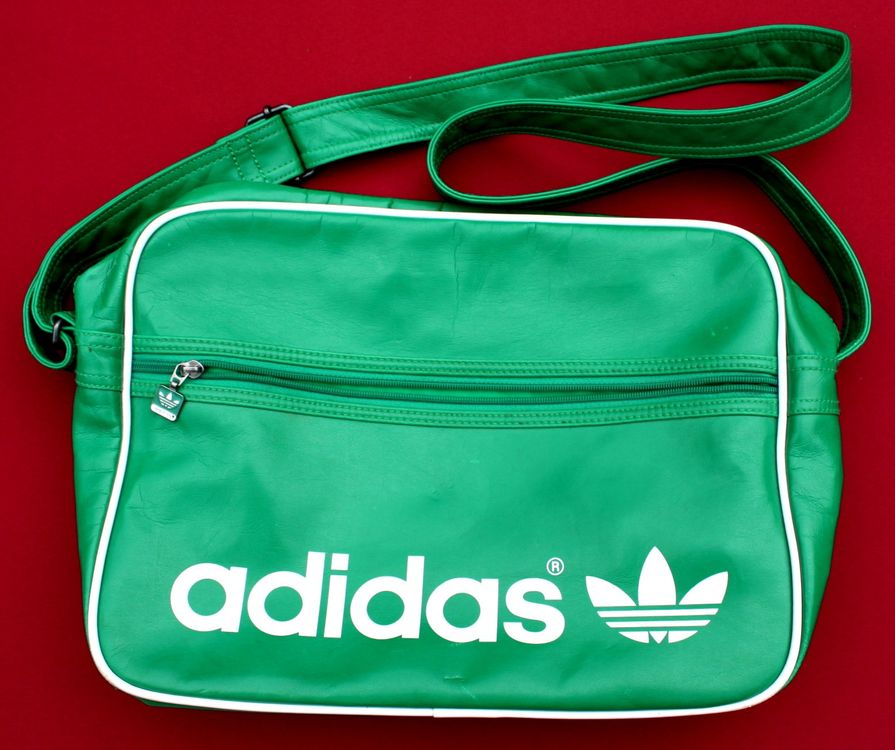 Adidas store tasche gebraucht