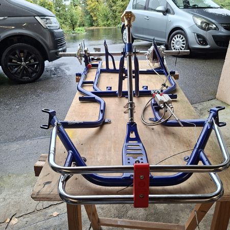 Go-Kart Chassis OTK blau mit Bremssystem und Lenksäule