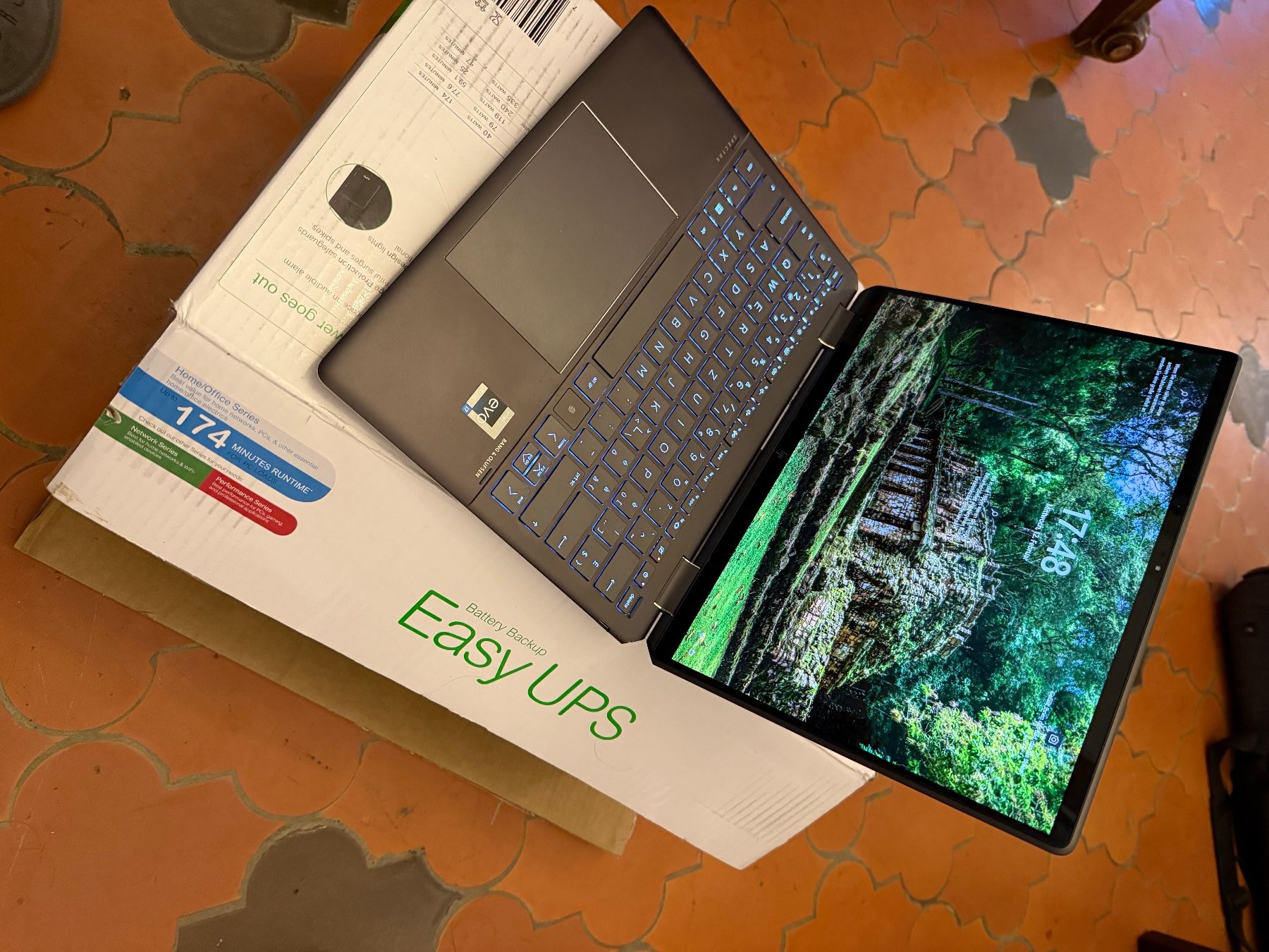 HP Spectre x360 2-in-1 Laptop 14