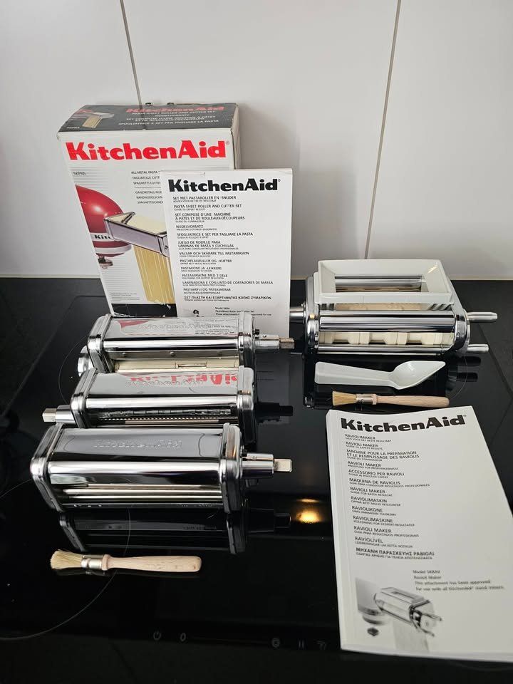 Kitchenaid Appareils de cuisine: Orig.KitchenAid Pasta Roller 3er Set und Raviolimaker – D'occasion à Winterthur par BW.1994