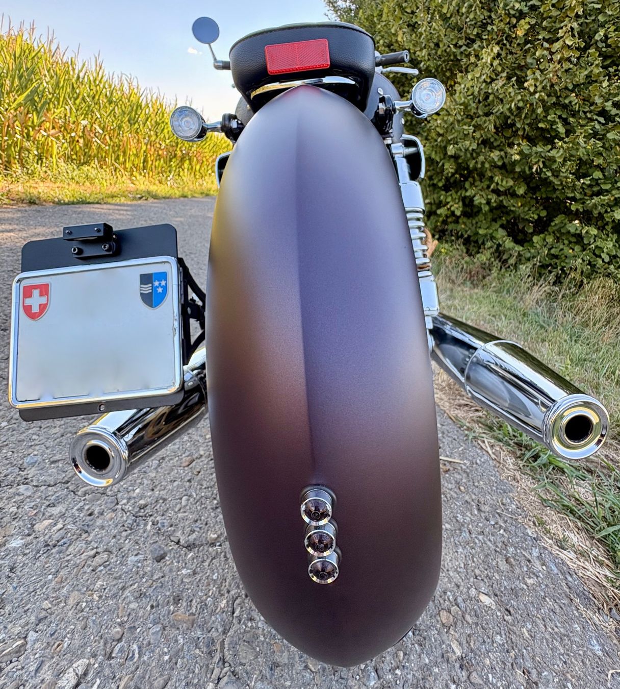 Moto Guzzi Autres: Moto Guzzi EV 1100 Bobber – D'occasion à Zufikon par solito69 2