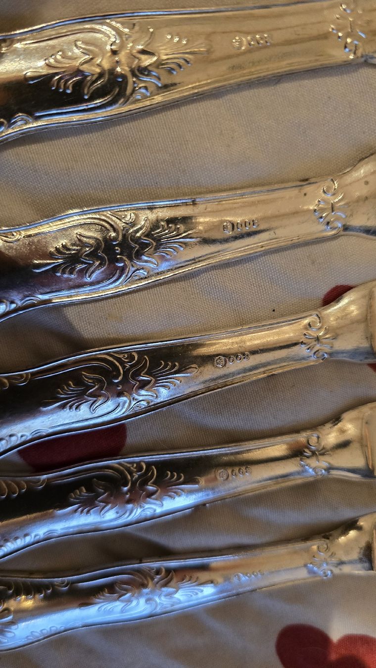 Set di posate: Messer mit der Punze 800 und einer Krone – Usato da Pieterlen venduto da sal_fd6z 1