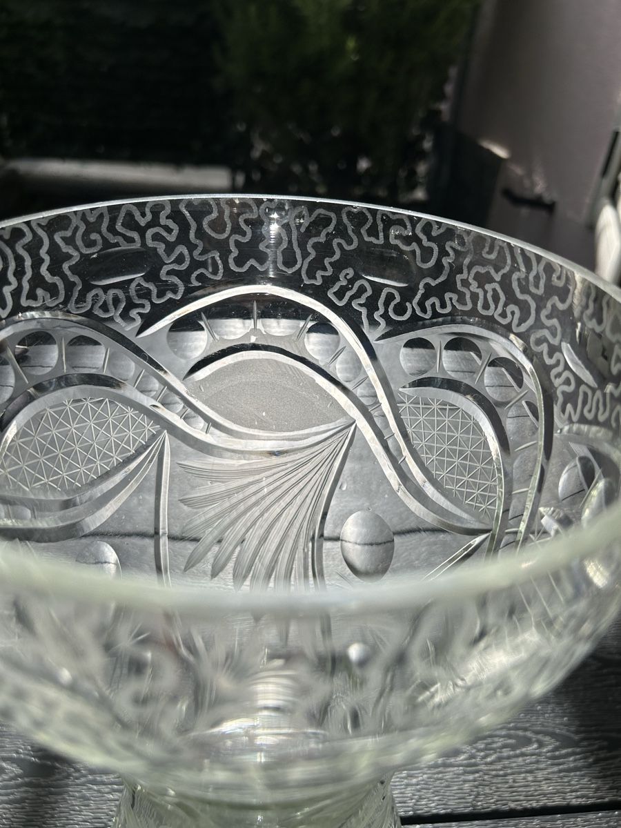 Vasi & Recipienti: Fein gravierte Kristallvase, einzigartiges Design – Usato da Losone venduto da del_yh97 7