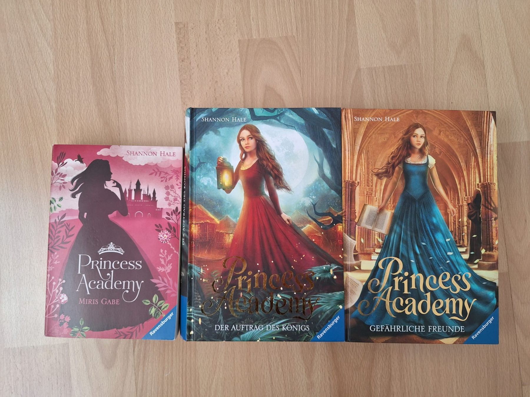 Libri: Princess Academy Band 1-3 – Usato da Buchrain venduto da Doribug