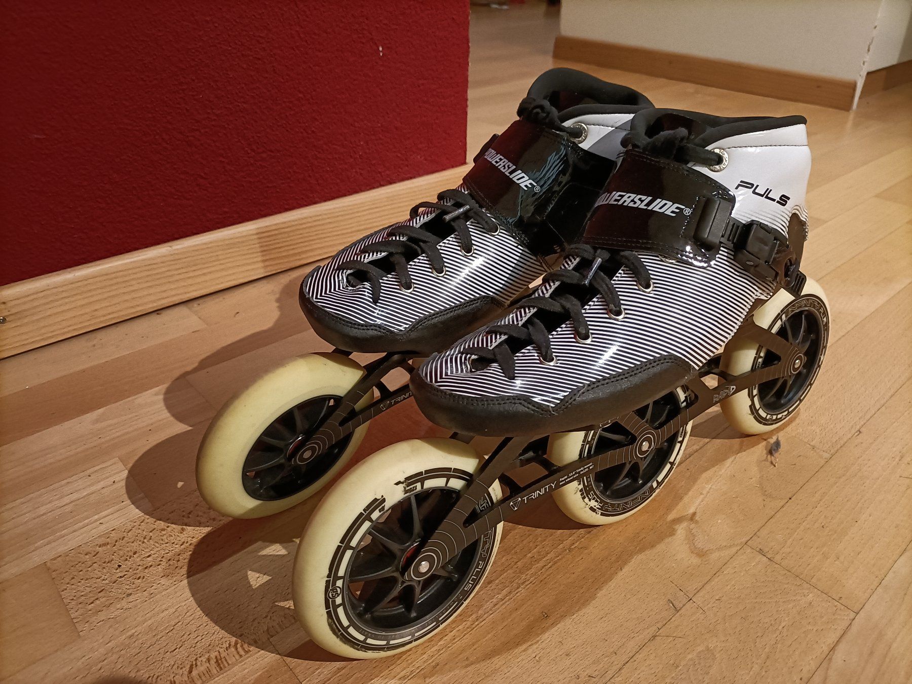 Pattini in linea & Pattini a rotelle: Powerslide PULS Inline Skates, Top Zustand, Grösse 43 – Usato da Rudolfstetten venduto da Ivost