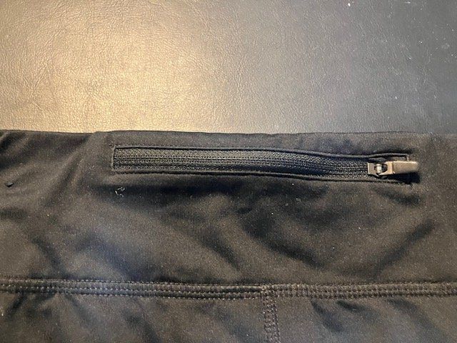 Nike Pantaloni: trainigshose gr.m – Usato da Schwarzenberg LU venduto da kindler007 5