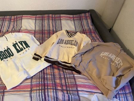 Neue: 3er Set Trendige Hoodies/Sweatshirts, Top Zustand, S