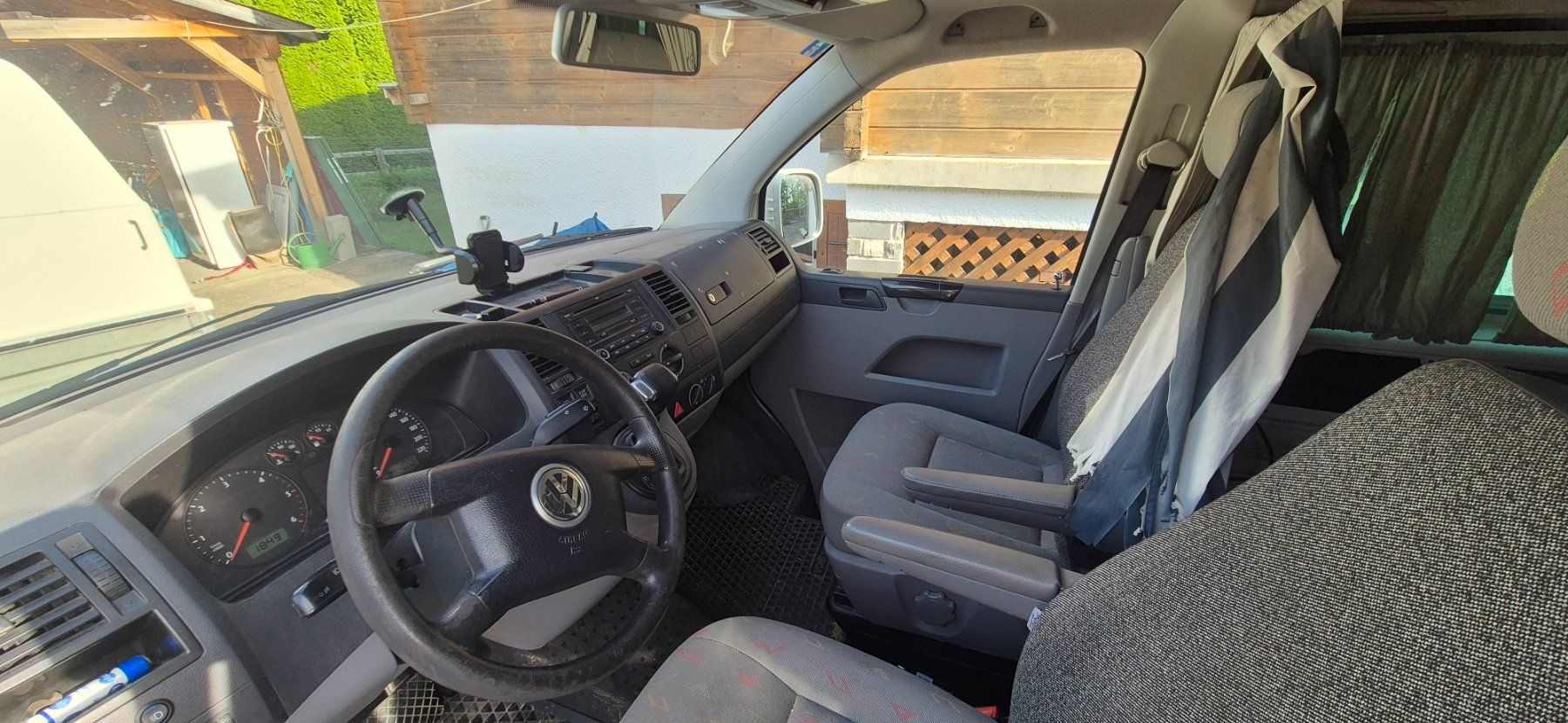 VW Veicoli commerciali: Transporter T5 2.5L 130ch. – Usato da Gryon venduto da dam_725s 2