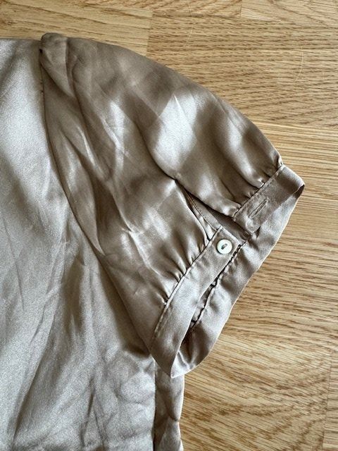 Mango T-Shirts: T- Shirt Mango XS wie neu – Gebraucht aus Wabern von MagdalenaWabern 4