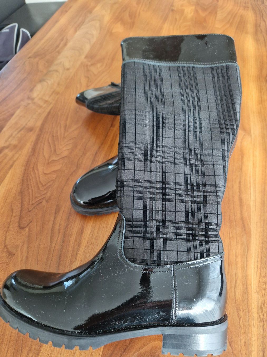 Scarpe da donna: Damenstiefel Studio Pollini Grösse 35 – Nuovo (secondo la descrizione) da Horgen venduto da ren_65gp 1