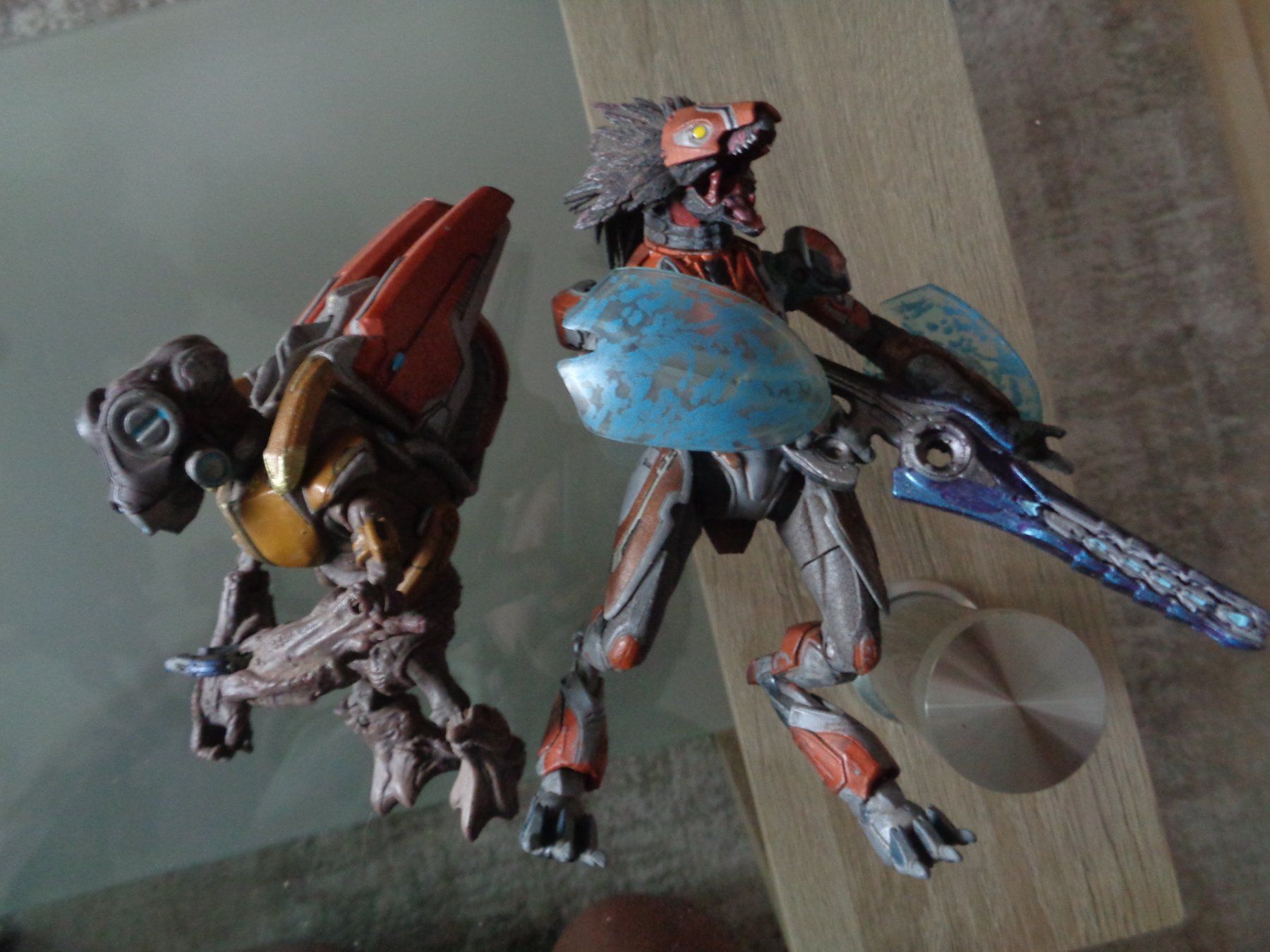 Figurines: HALO Grunt und Sniper – D'occasion à sargans par Angamar