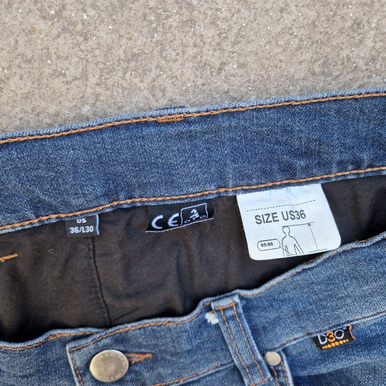 Jeans: Richa Jeans Textil Urban Motorradjeans – Usato da Nendeln venduto da Zopfie_ 4