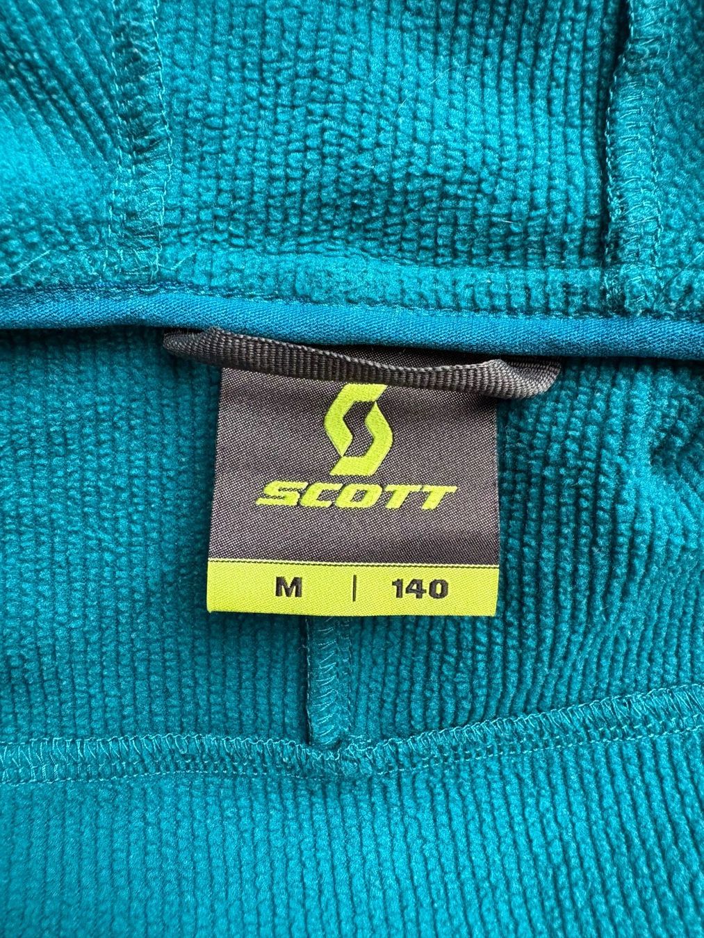 Scott Giacche: Scott Fleecejäckchen Grösse 140 – Usato da Solothurn venduto da 07mika07 2