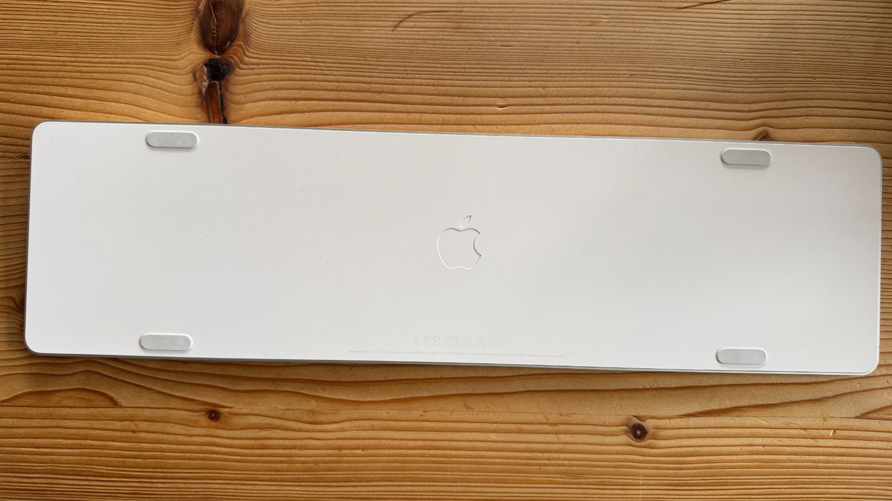 Apple Tastaturen: Wireless Apple Magic Keyboard mit Ziffernblock Qwertz DE – Gebraucht aus Seewis Dorf von alex.huesler 2